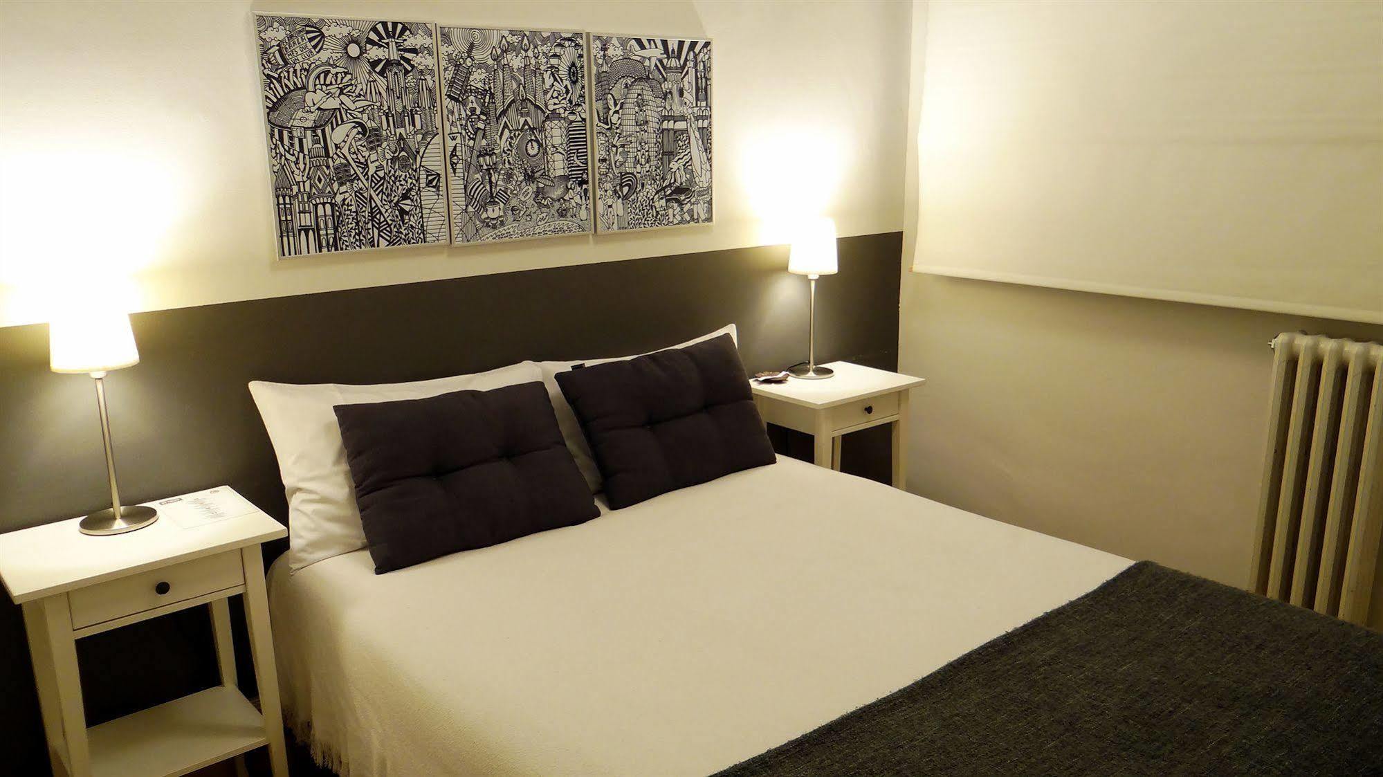 Guest house El Ninot 2*