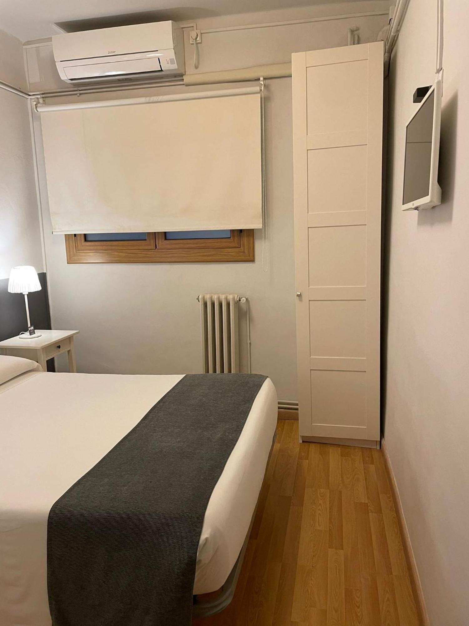 Hostel El Ninot Barcelona