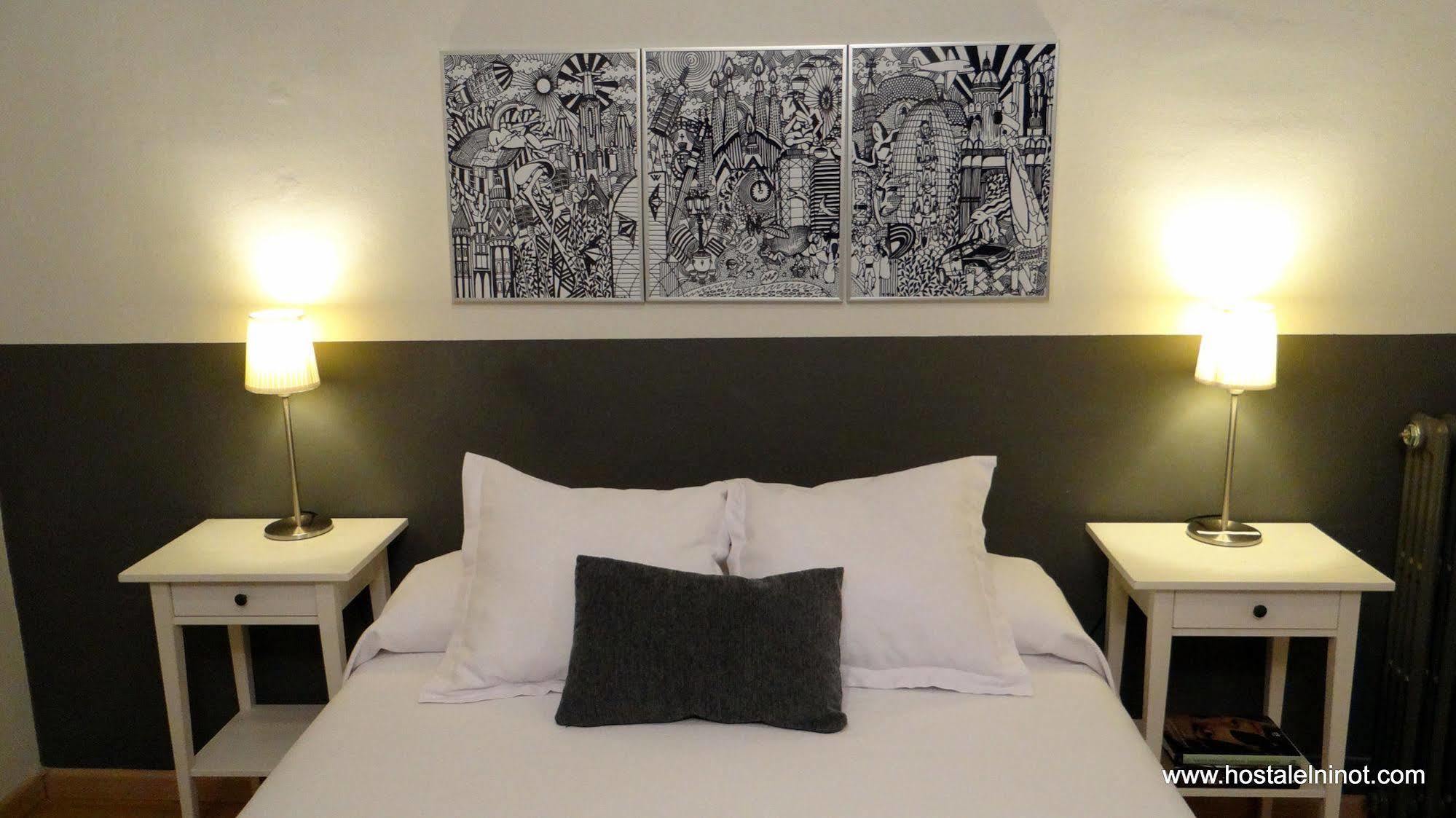 El Ninot Hostel
